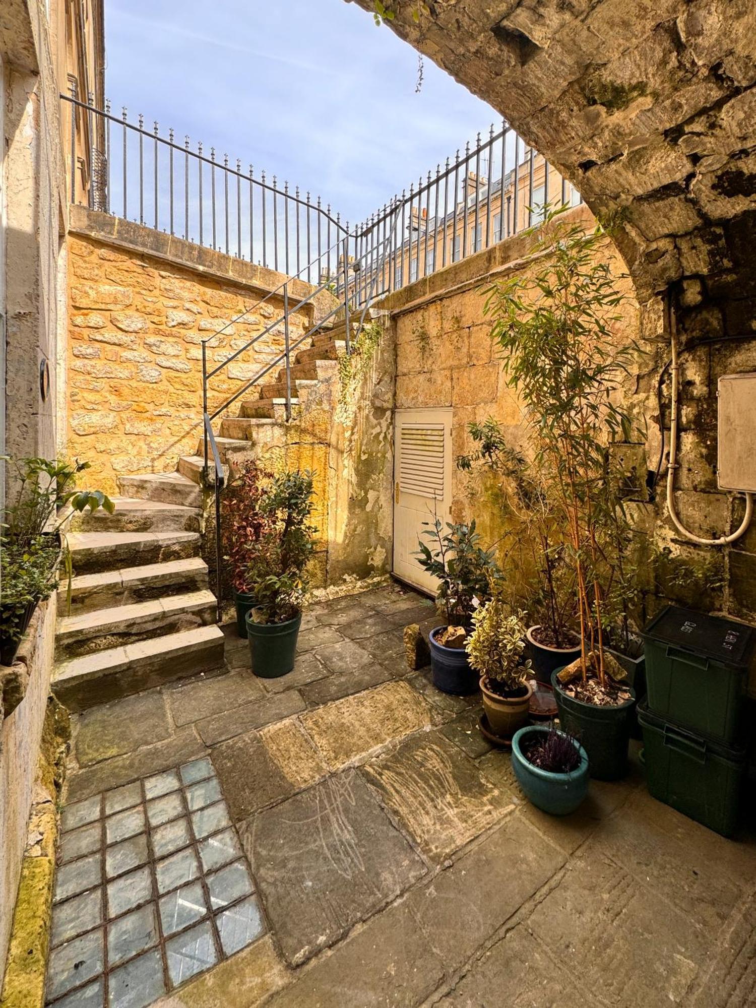 The Pickwick House 2 Bedroom Free Parking Bath Exterior foto